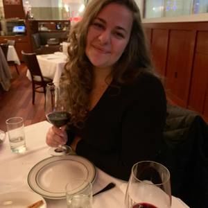 Meet your Posher, Lydia